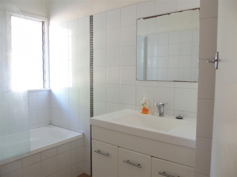 2/45 Opal Street, Emerald QLD 4720