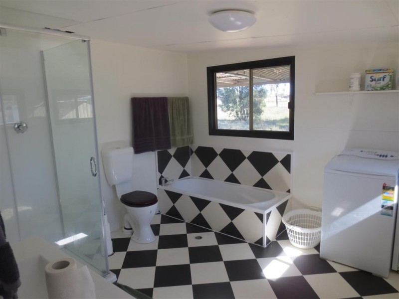 1 Scrub Lane, Rubyvale QLD 4702