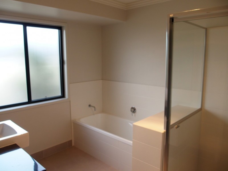 10 Desgrand Street, Emerald QLD 4720