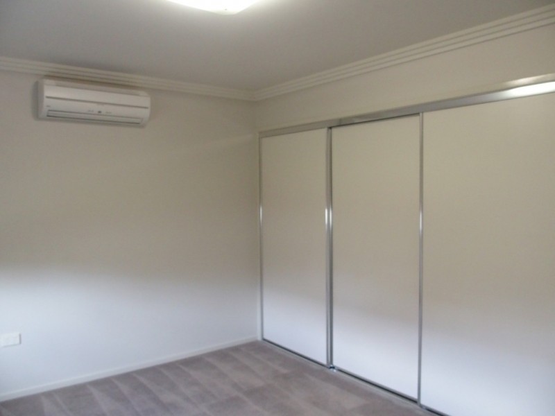 10 Desgrand Street, Emerald QLD 4720