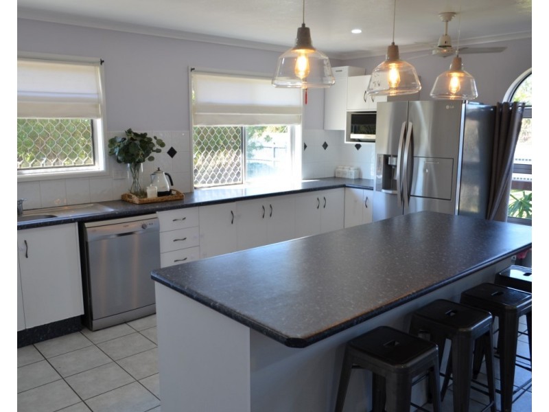 10 Andrews Road, Emerald QLD 4720