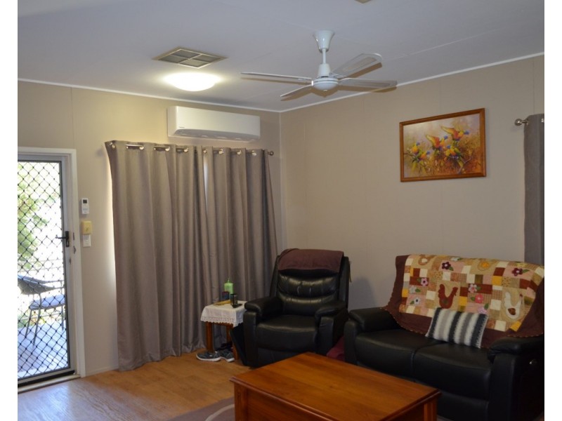 11 Mckendry Street, Emerald QLD 4720
