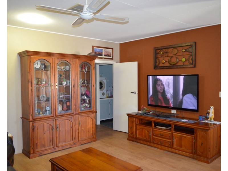 11 Mckendry Street, Emerald QLD 4720