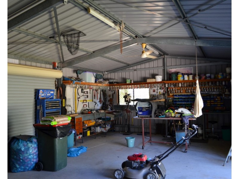 11 Mckendry Street, Emerald QLD 4720