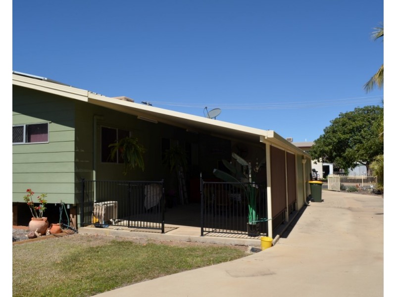 11 Mckendry Street, Emerald QLD 4720
