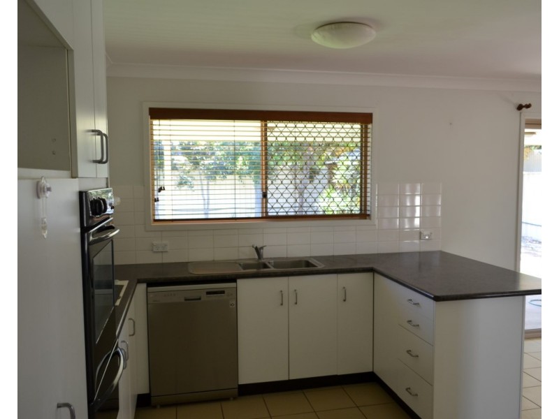 5 Crozier Crescent, Emerald QLD 4720