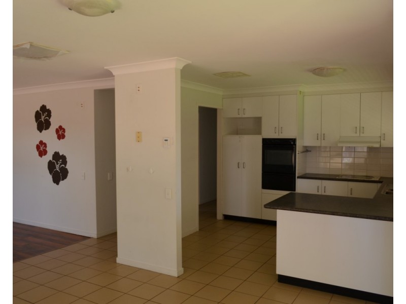 5 Crozier Crescent, Emerald QLD 4720