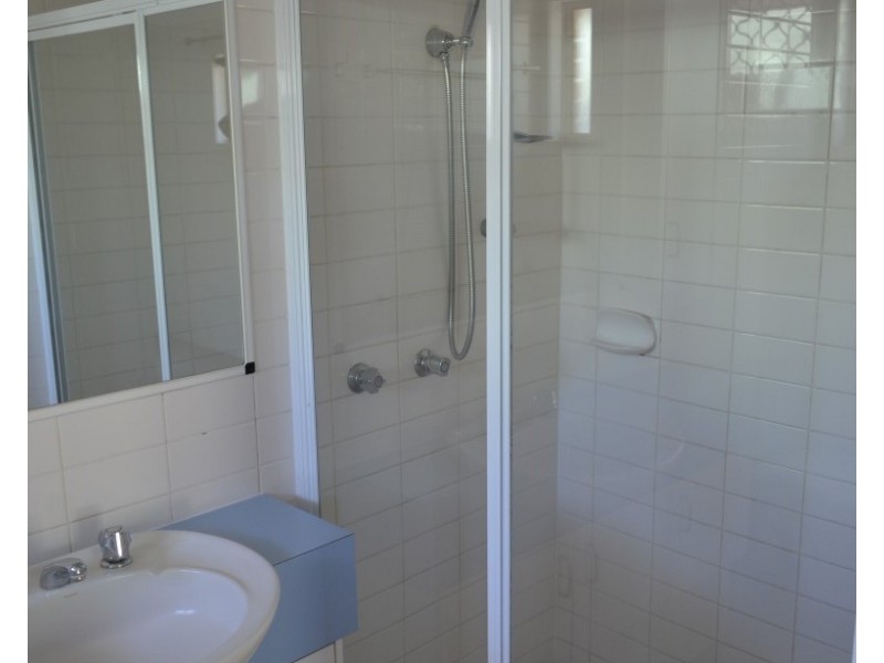 5 Crozier Crescent, Emerald QLD 4720