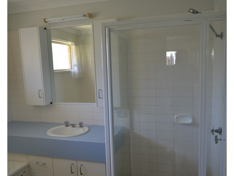 5 Crozier Crescent, Emerald QLD 4720