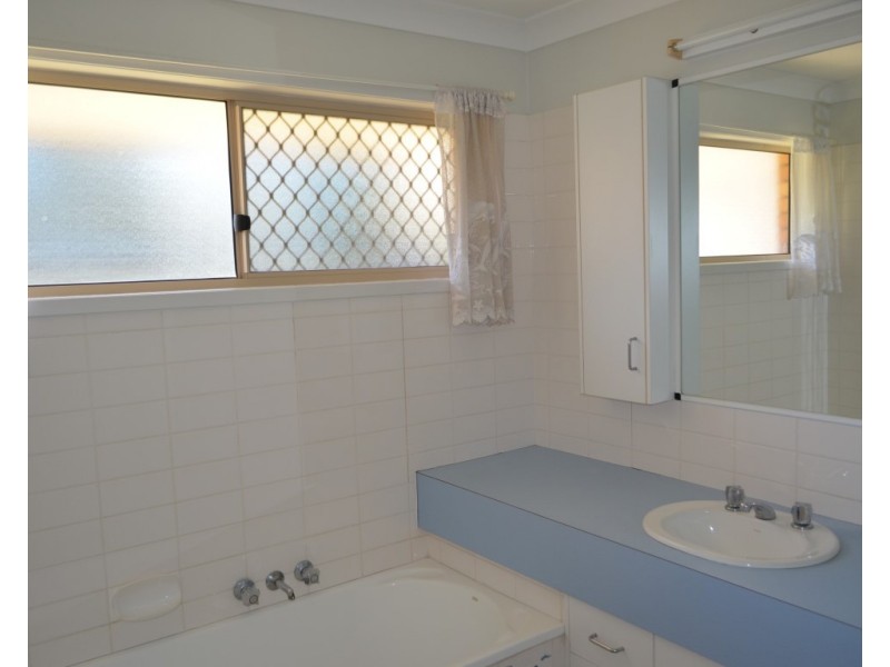 5 Crozier Crescent, Emerald QLD 4720