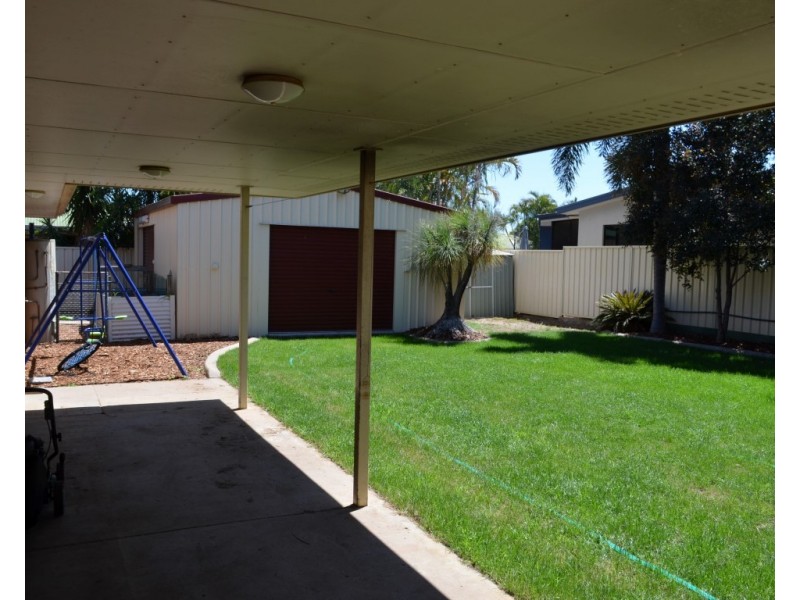 5 Crozier Crescent, Emerald QLD 4720
