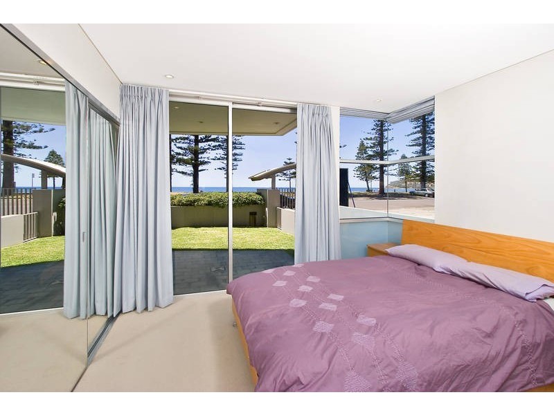 2/110 North Steyne, Manly NSW 2095