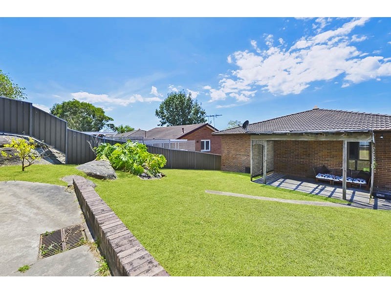 7 Warri Close, Narraweena NSW 2099