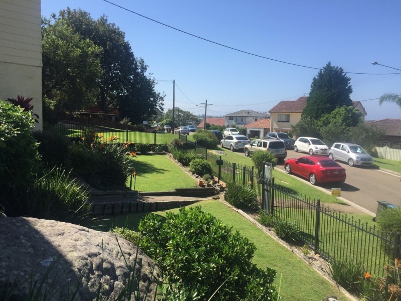 2 Highview Avenue, Manly Vale NSW 2093