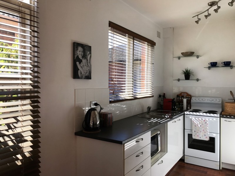 2/4 HARLAND ROAD, Fairlight NSW 2094