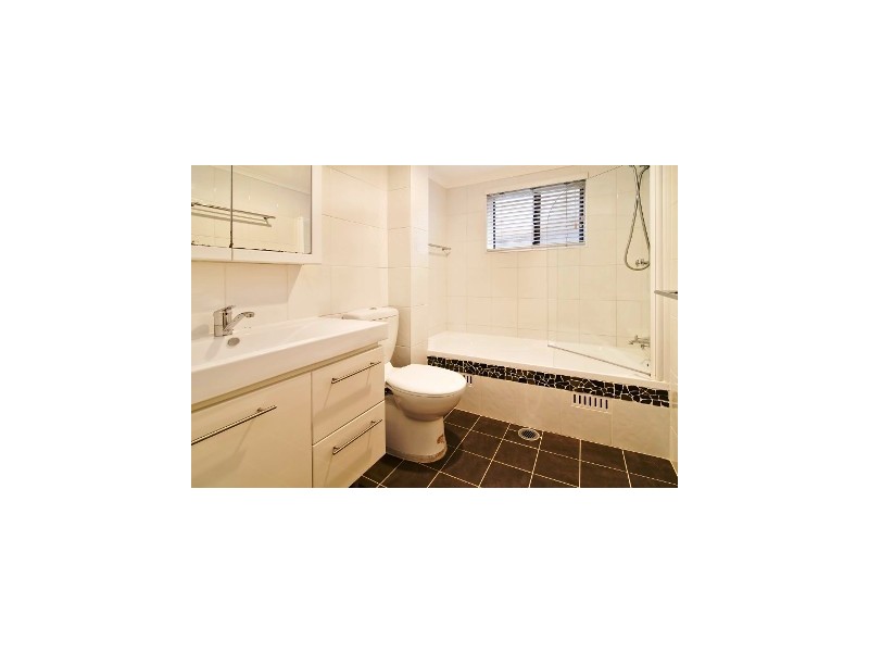 1/30 DALLEY STREET, Queenscliff NSW 2096