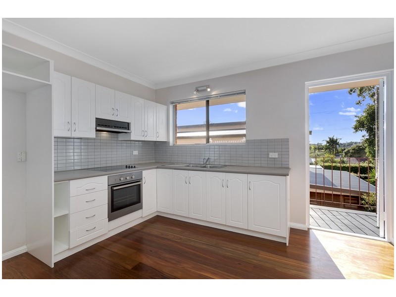 6/78-80 WYUNA AVENUE, Freshwater NSW 2096