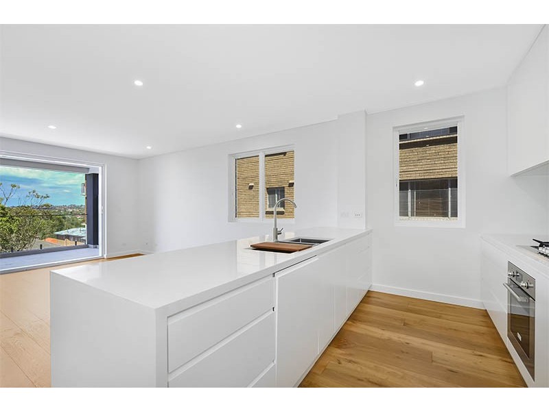 1/62 CROWN ROAD, Queenscliff NSW 2096