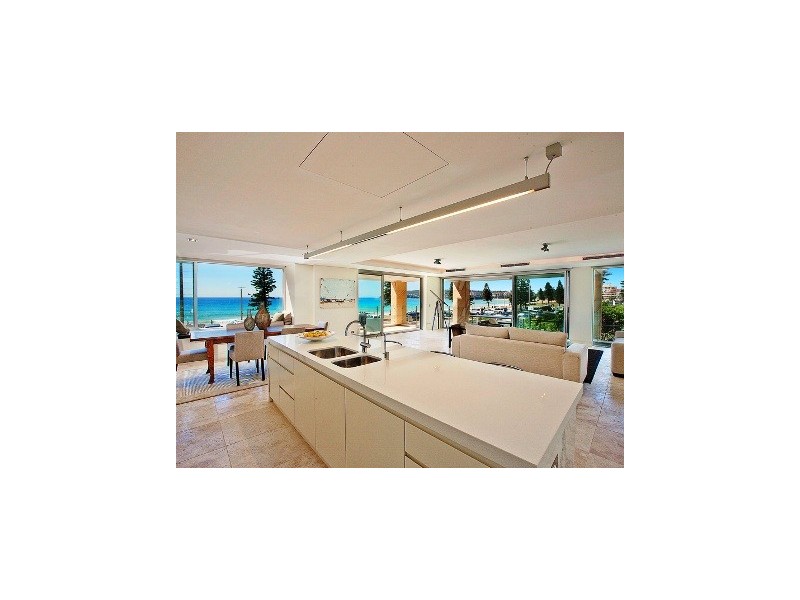 8/133-137 NORTH STEYNE, Manly NSW 2095