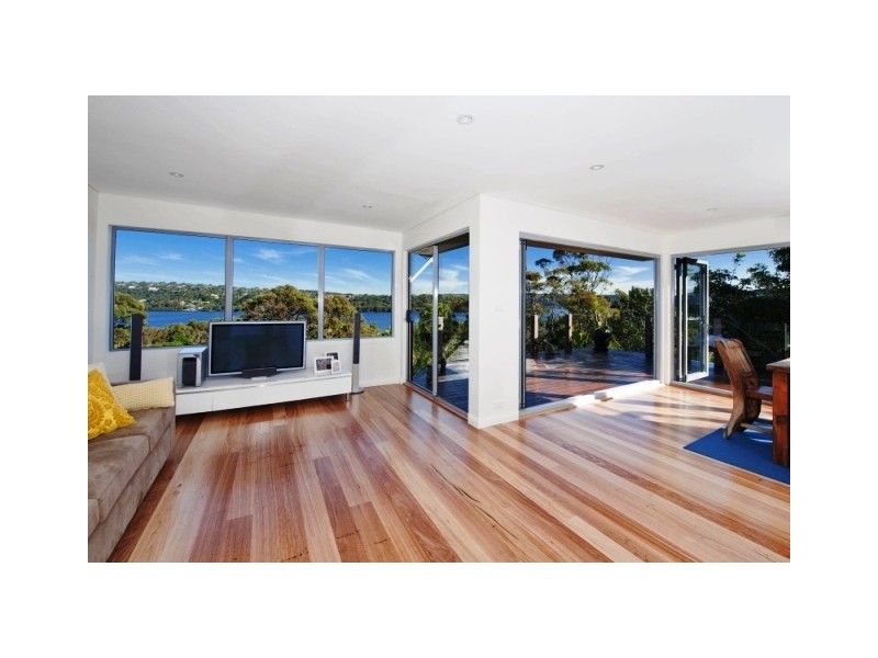 7 CAREFREE ROAD, North Narrabeen NSW 2101