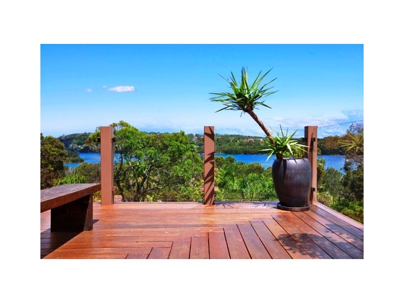 7 CAREFREE ROAD, North Narrabeen NSW 2101