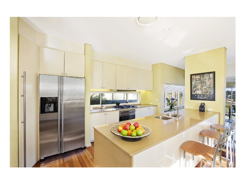 12 HEATON AVENUE, Clontarf NSW 2093
