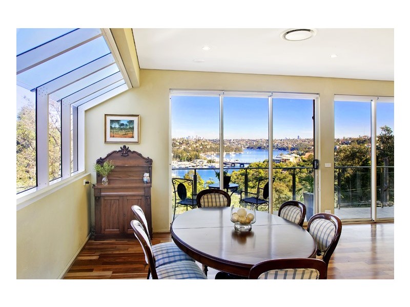 12 HEATON AVENUE, Clontarf NSW 2093