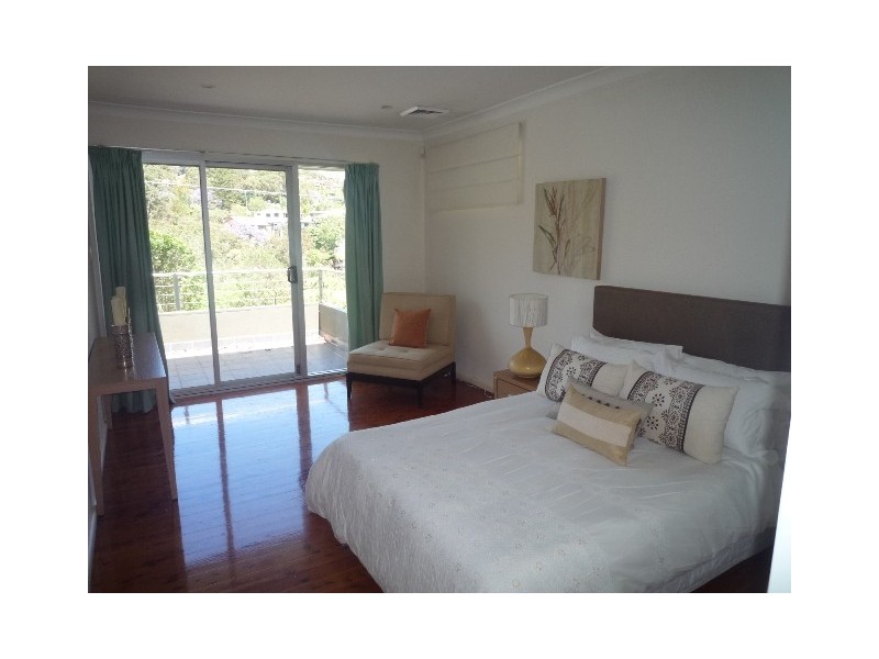 8A SANGRADO STREET, Seaforth NSW 2092