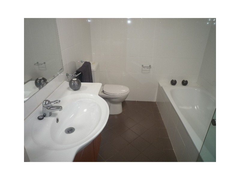 8A SANGRADO STREET, Seaforth NSW 2092