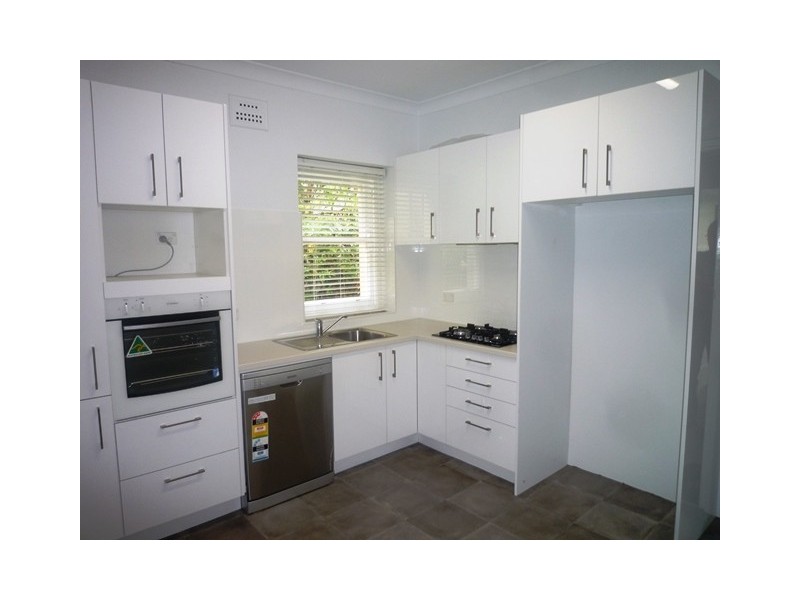 2/10 OCEAN ROAD, Manly NSW 2095