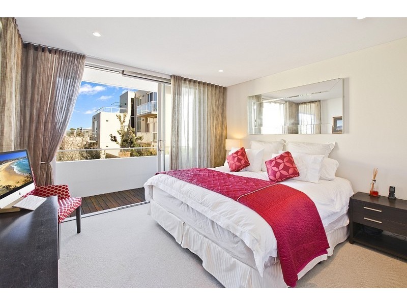 1/26 QUEENSCLIFF ROAD, Queenscliff NSW 2096