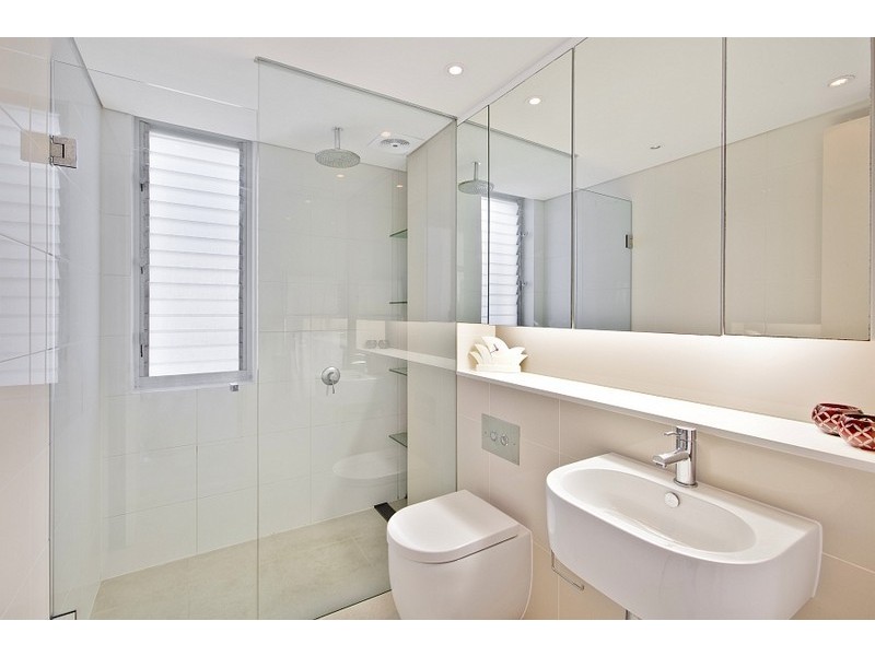 1/26 QUEENSCLIFF ROAD, Queenscliff NSW 2096