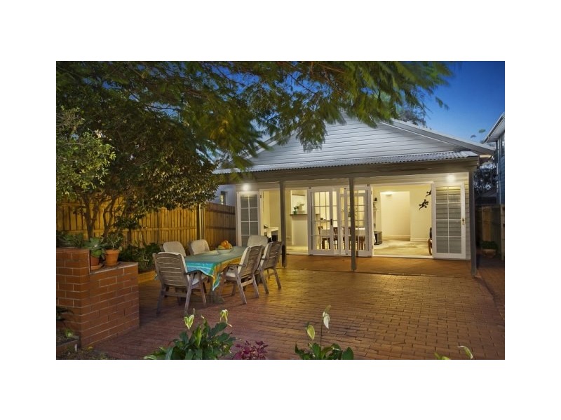 66 WYADRA AVENUE, Freshwater NSW 2096