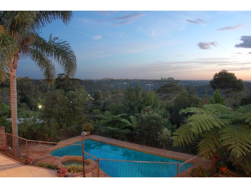 10 Alt Crescent, Davidson NSW 2085