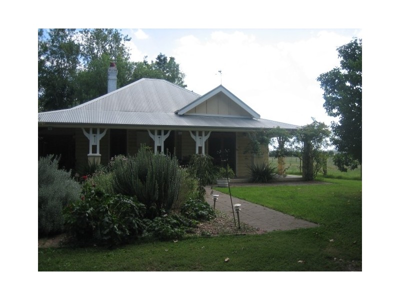 229 Glenarvon Road, Lorn NSW 2320