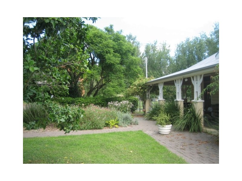 229 Glenarvon Road, Lorn NSW 2320