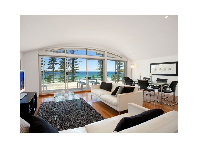 9/110  North Steyne, Manly NSW 2095