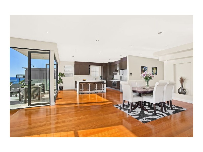 4 Summit Avenue, Dee Why NSW 2099