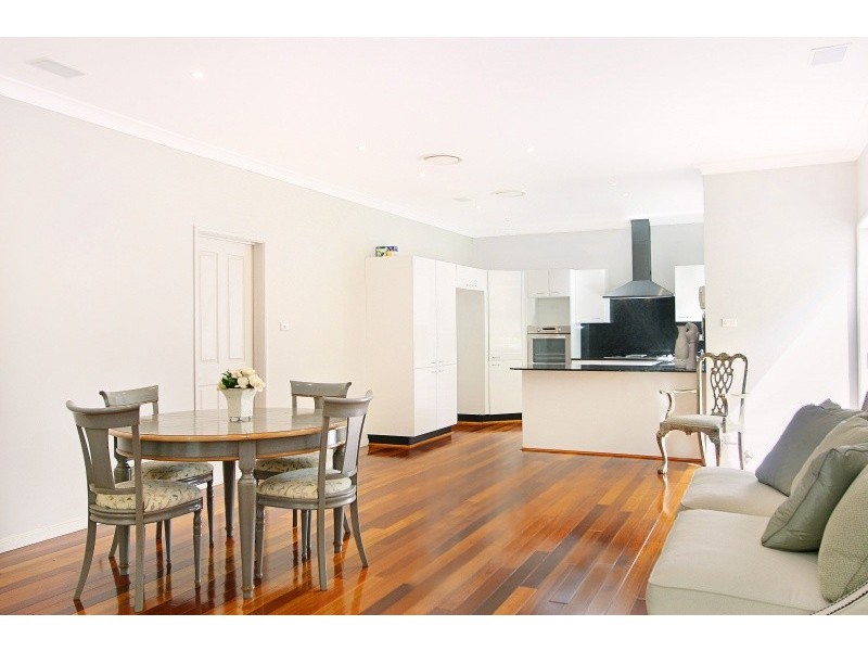 21B  Eastern Arterial Road, St Ives NSW 2075