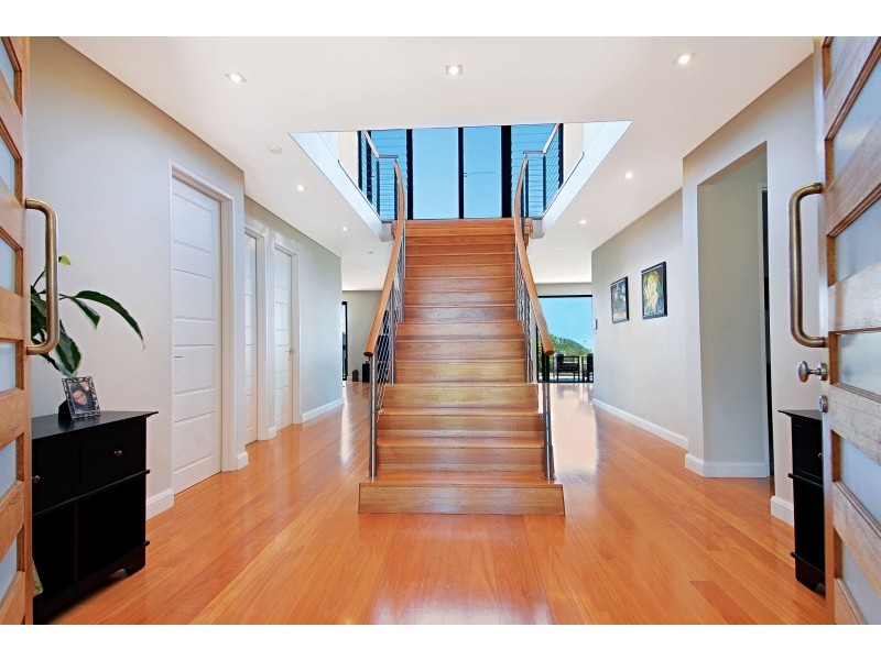 4 Summit Avenue, Dee Why NSW 2099