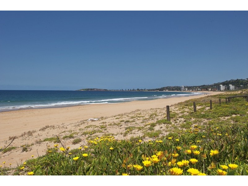 2/1 Albemarle Street, Narrabeen NSW 2101