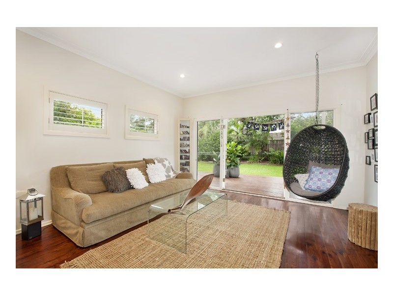 10 Lillie Street, North Curl Curl NSW 2099