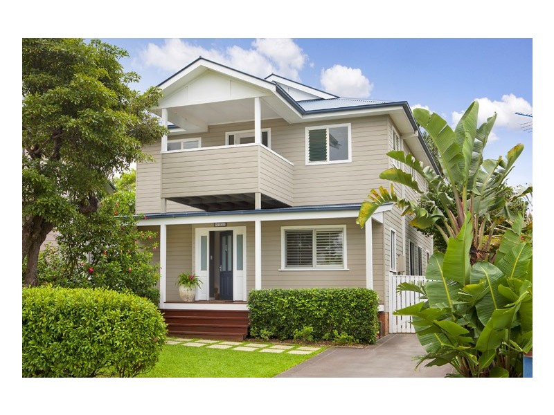 10 Lillie Street, North Curl Curl NSW 2099