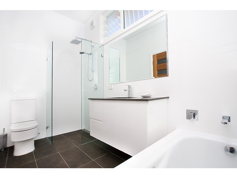 193 Headland Road, North Curl Curl NSW 2099