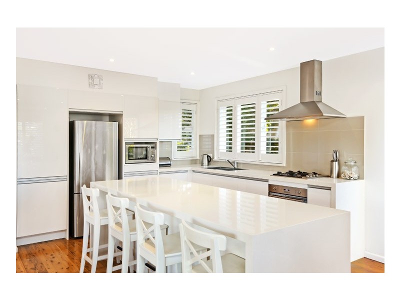 140 Oliver Street, Curl Curl NSW 2096