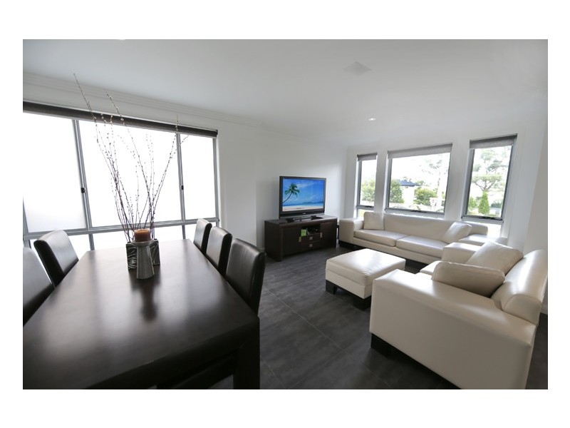 1 Castle Circuit, Seaforth NSW 2092