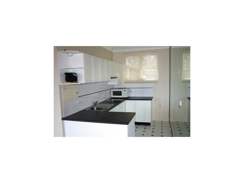 4/127 QUEENSCLIFF ROAD, Queenscliff NSW 2096