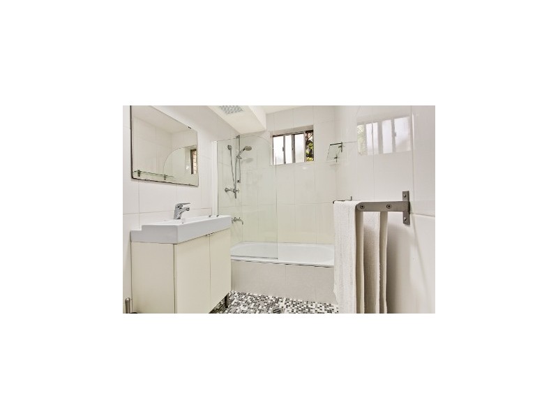 4/60 SOLDIERS AVENUE, Freshwater NSW 2096