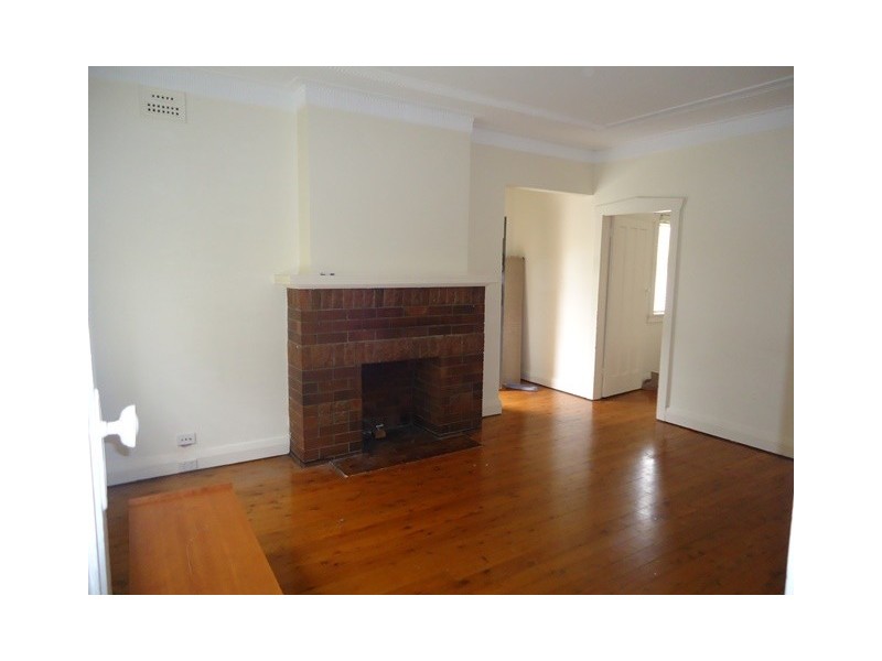 1/32 EUROBIN AVENUE, Manly NSW 2095
