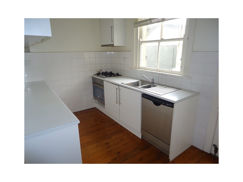 1/32 EUROBIN AVENUE, Manly NSW 2095